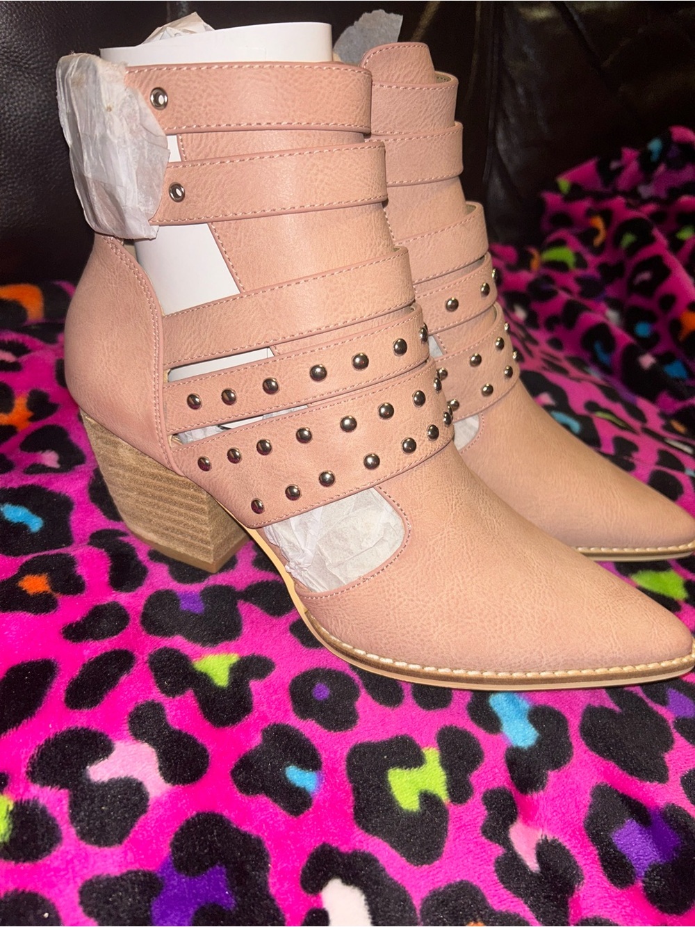 Beast Fashion. Ankle Boot Arisa-09 w/ studded straps. Faux Leather 2.75” Heel.